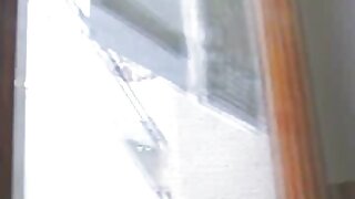 سفید کنکی یار چاٹ رہ ...