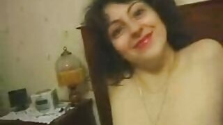 فلیٹ tittied سنہرے ب ...